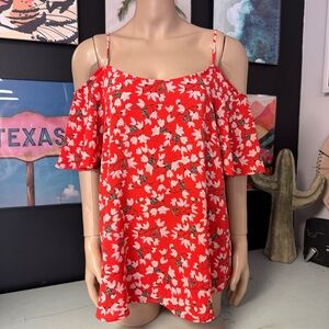 Kaileigh | cold shoulder floral top | L